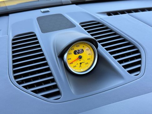 Certified 2019 Porsche 911 Turbo S image 18