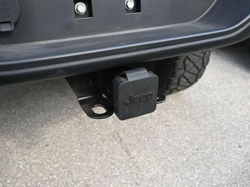 Used 2021 Jeep Gladiator Rubicon AWD/4WD image 17