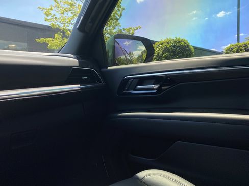 Used 2025 Chevrolet Tahoe Z71 w/ Z71 Off-Road Package image 45