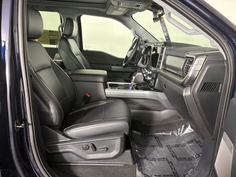 Certified 2025 Ford F350 Lariat image 37