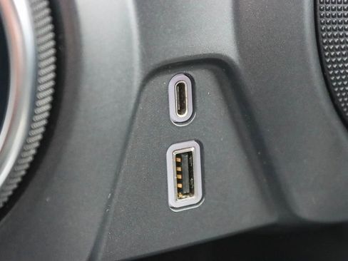 Used 2021 Chevrolet Blazer LT image 32