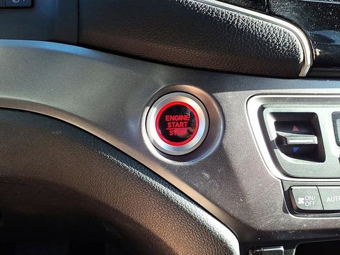 Used 2022 Honda Pilot Sport image 27