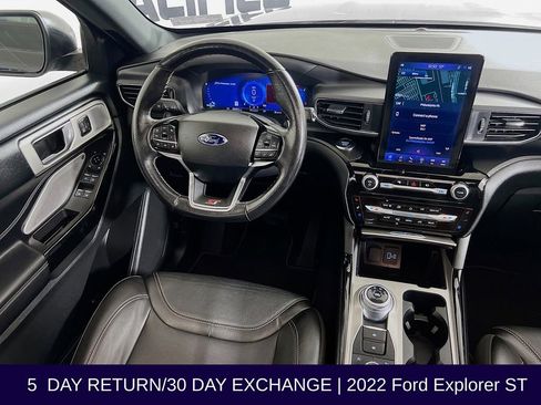 Used 2022 Ford Explorer ST w/ ST Street Pack image 29