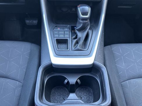 Used 2019 Toyota RAV4 XLE image 19