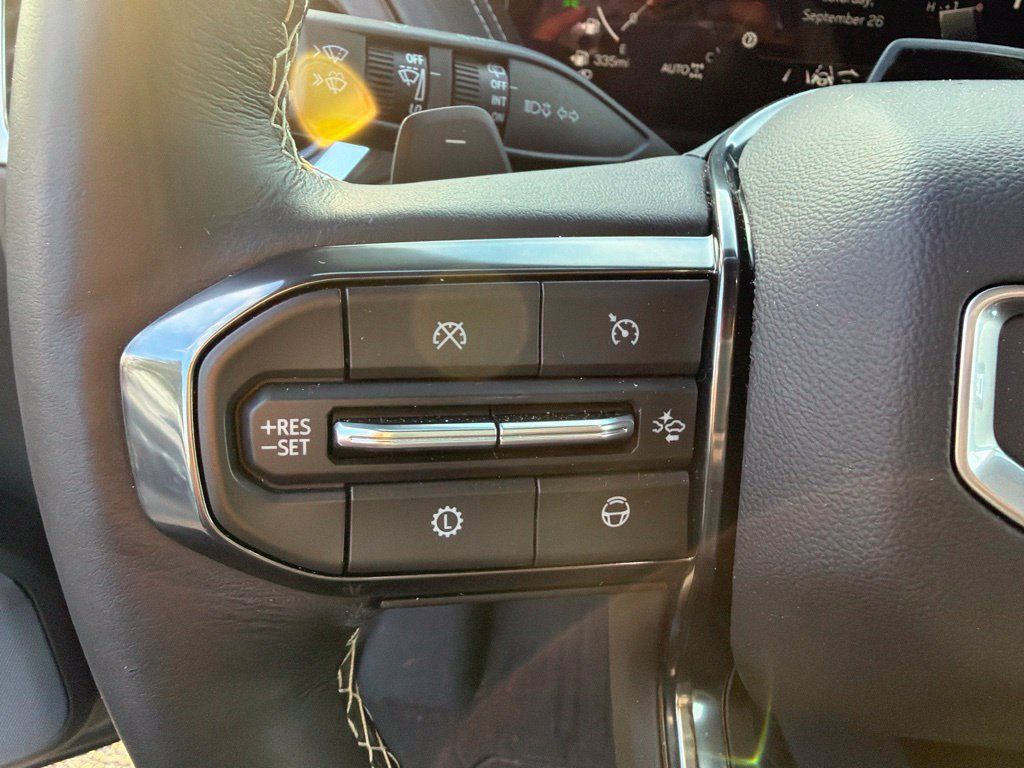 Used 2026 GMC Yukon XL Denali Ultimate w/ LPO, Floor Liner Package AWD/4WD image 21