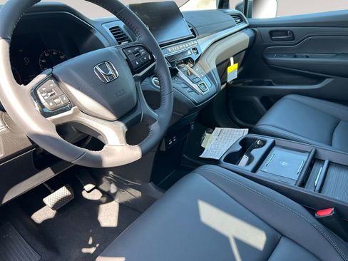 New 2026 Honda Odyssey EX-L image 10