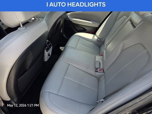 Used 2023 Genesis G70 2.0T RWD image 17