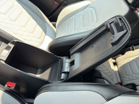 Used 2023 Ford Escape Platinum w/ Premium Technology Package image 22