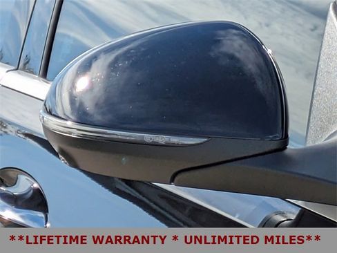 Used 2023 Mercedes-Benz C 300 Sedan image 13