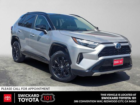 Used 2023 Toyota RAV4 XSE AWD/4WD image 1