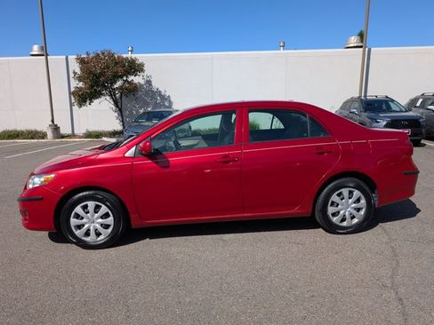 Used 2010 Toyota Corolla LE FWD image 9