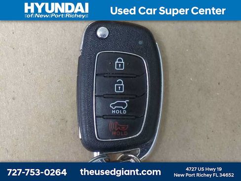 Used 2017 Hyundai Santa Fe SE FWD image 30