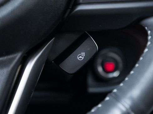 Used 2020 Subaru Outback Touring image 28