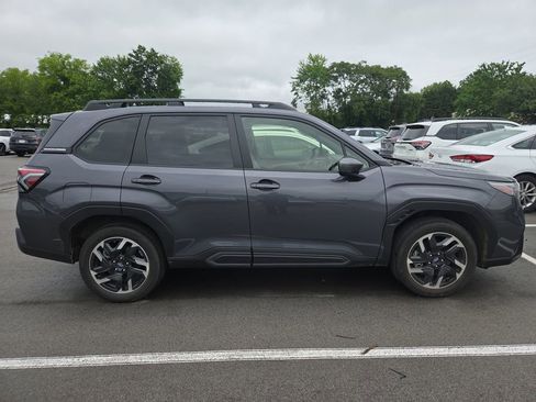 Used 2025 Subaru Forester Limited AWD/4WD image 4