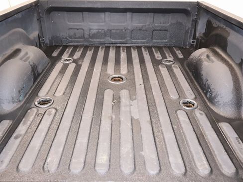 Used 2016 RAM 3500 Tradesman w/ Chrome Appearance Group image 32