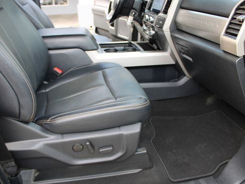 Used 2022 Ford F250 Lariat w/ Lariat Value Package image 15