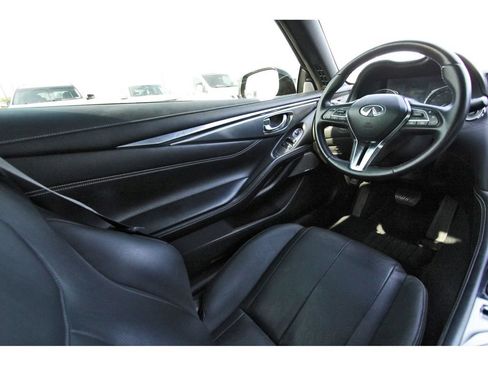 Used 2022 INFINITI Q60 3.0t Luxe w/ Cargo Package RWD image 9