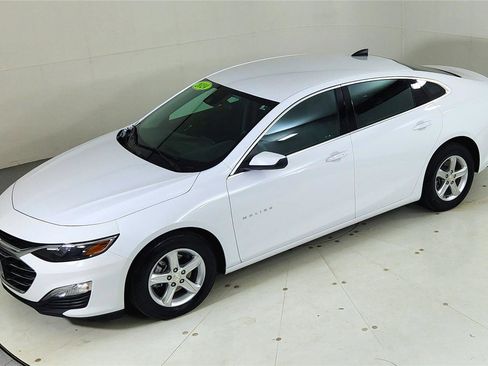 Used 2024 Chevrolet Malibu LS w/ Driver Confidence Package image 18