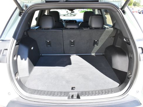 Used 2026 Chevrolet Equinox LT w/ Convenience Package II FWD image 8