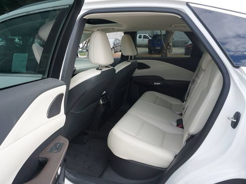 Used 2024 Lexus RX 350 Premium w/ Convenience Package FWD image 16