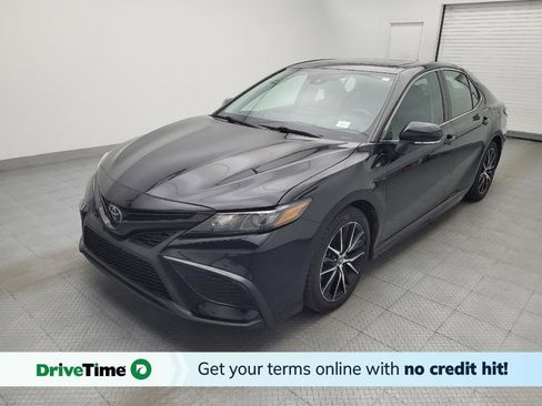 Used 2021 Toyota Camry SE w/ Audio Upgrade Package FWD image 1