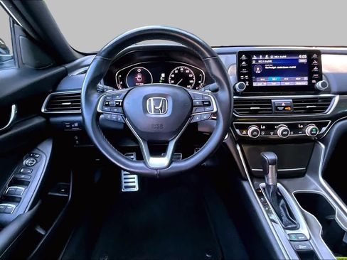 Used 2021 Honda Accord Sport image 5