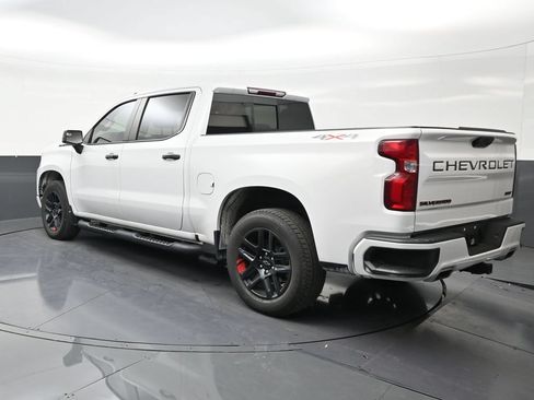 Used 2024 Chevrolet Silverado 1500 RST w/ Redline Edition AWD/4WD image 3