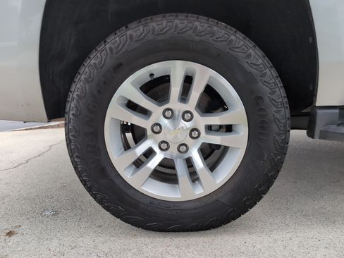 Used 2020 Chevrolet Tahoe LT AWD/4WD image 13