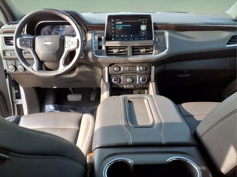 Used 2023 Chevrolet Tahoe LT w/ Luxury Package AWD/4WD image 14