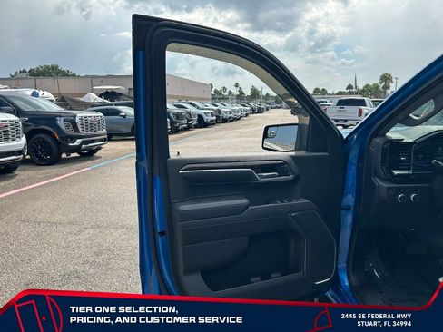Used 2022 GMC Sierra 1500 Elevation AWD/4WD image 11