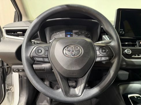 Used 2024 Toyota Corolla LE FWD image 20