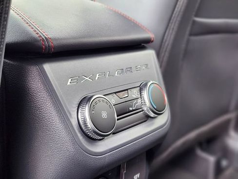 New 2026 Ford Explorer ST-Line w/ ST-Line Street Pack AWD/4WD image 17