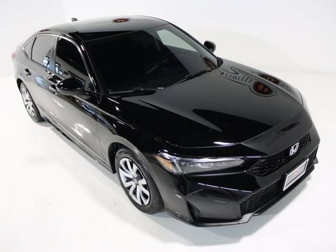 Used 2025 Honda Civic LX image 10