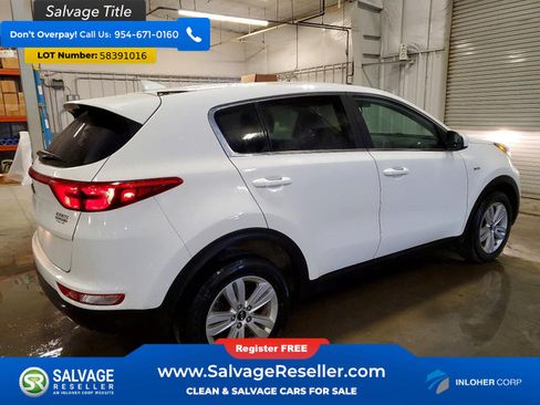 Used 2018 Kia Sportage LX AWD/4WD image 4