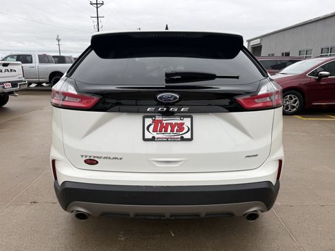 Used 2022 Ford Edge Titanium AWD/4WD image 40