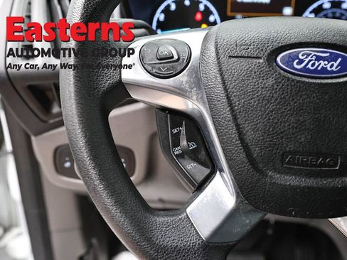Used 2020 Ford Transit Connect XL FWD image 15