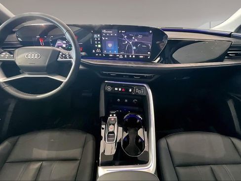 Used 2025 Audi Q5 Premium w/ Convenience Package AWD/4WD image 7