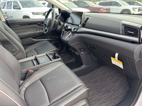 Used 2026 Honda Odyssey Touring image 22