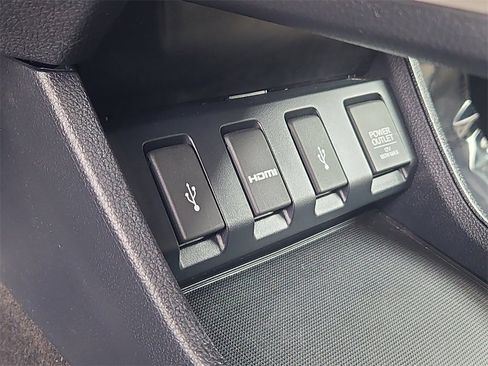 Certified 2018 Honda HR-V EX-L image 17