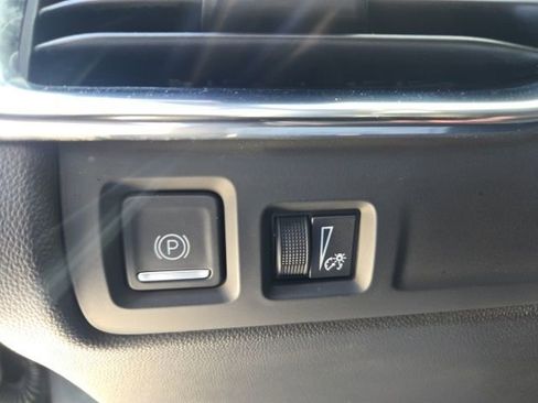 Used 2019 Cadillac XT4 Premium Luxury w/ Cold Weather Package image 22