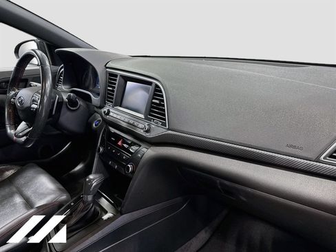 Used 2018 Hyundai Elantra Sport FWD image 28