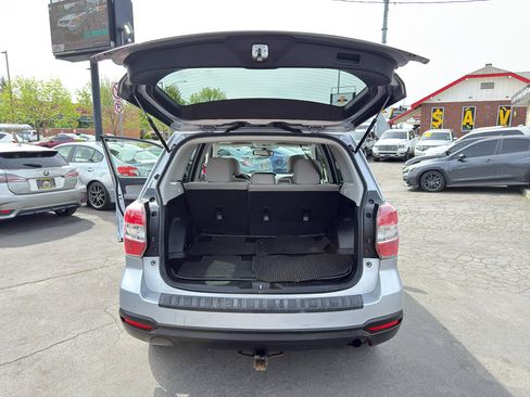 Used 2016 Subaru Forester 2.5i Premium AWD/4WD image 17