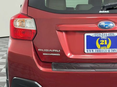 Used 2014 Subaru Crosstrek 2.0i Premium w/ Moonroof Package AWD/4WD image 10