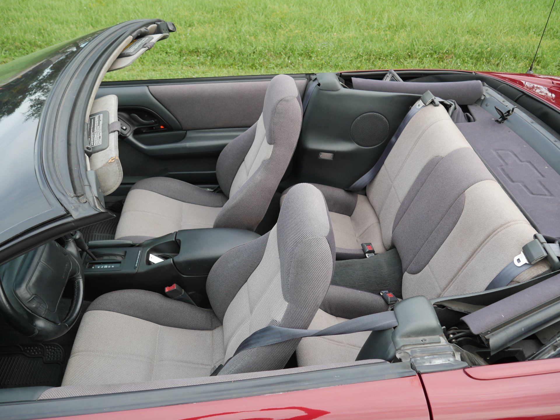 Used 1994 Chevrolet Camaro Z28 RWD image 42
