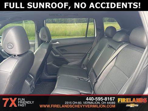 Used 2020 Volkswagen Tiguan SE R-Line image 32