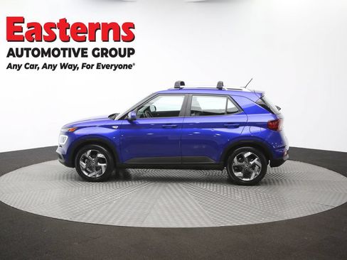 Used 2023 Hyundai Venue Limited FWD image 58