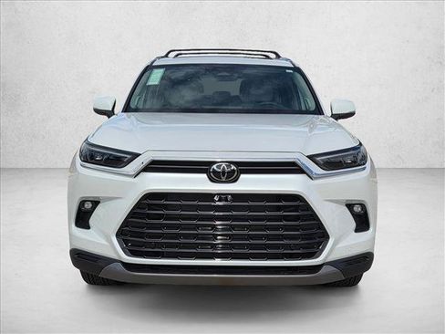 New 2026 Toyota Grand Highlander AWD image 6