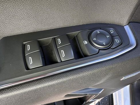 Used 2024 Chevrolet Silverado 1500 RST w/ Convenience Package II AWD/4WD image 9