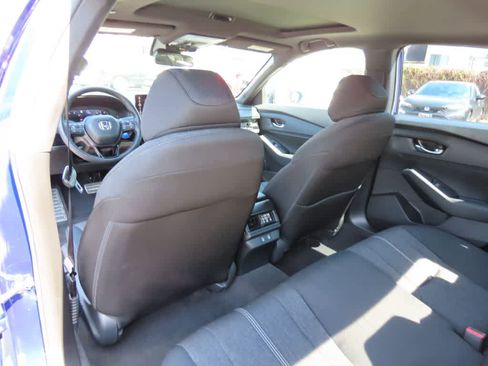 Used 2025 Honda Accord Sport image 11