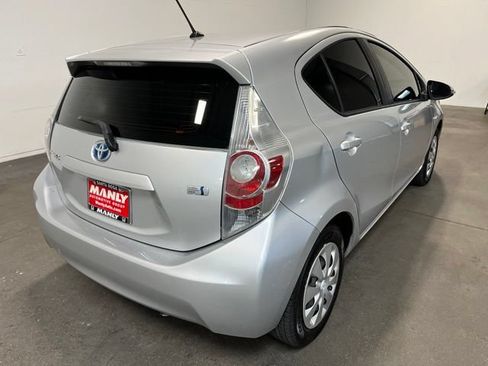 Used 2014 Toyota Prius C One FWD image 3